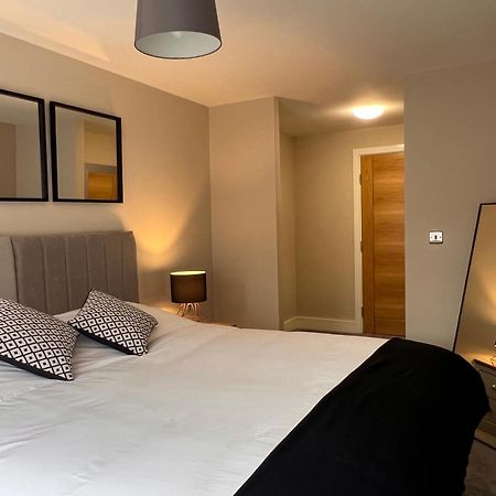 Modern Apartment - Bhx Nec - Free Secure Gated Parking Solihull Exteriör bild