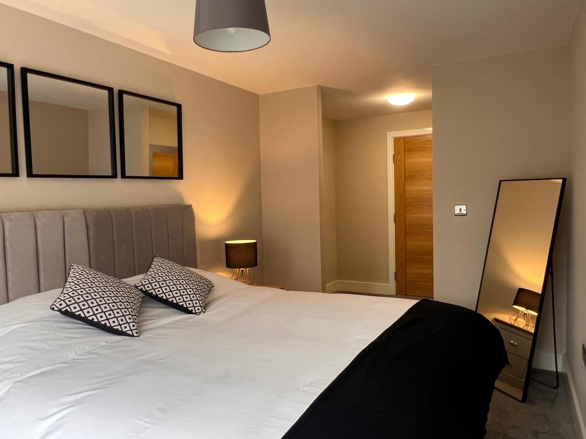 Modern Apartment - Bhx Nec - Free Secure Gated Parking Solihull Exteriör bild